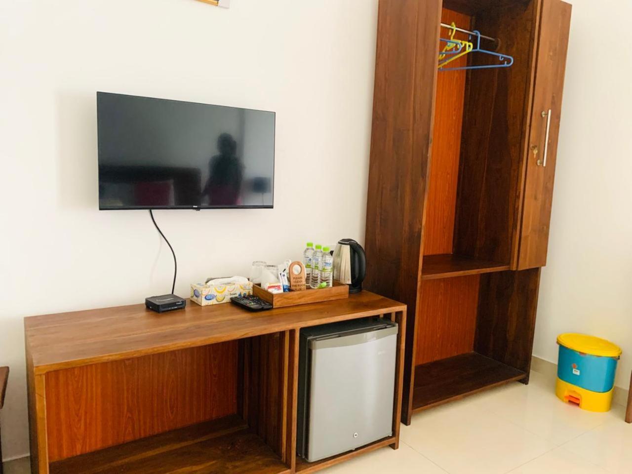 Eden Grand Hotell Dambulla Exteriör bild